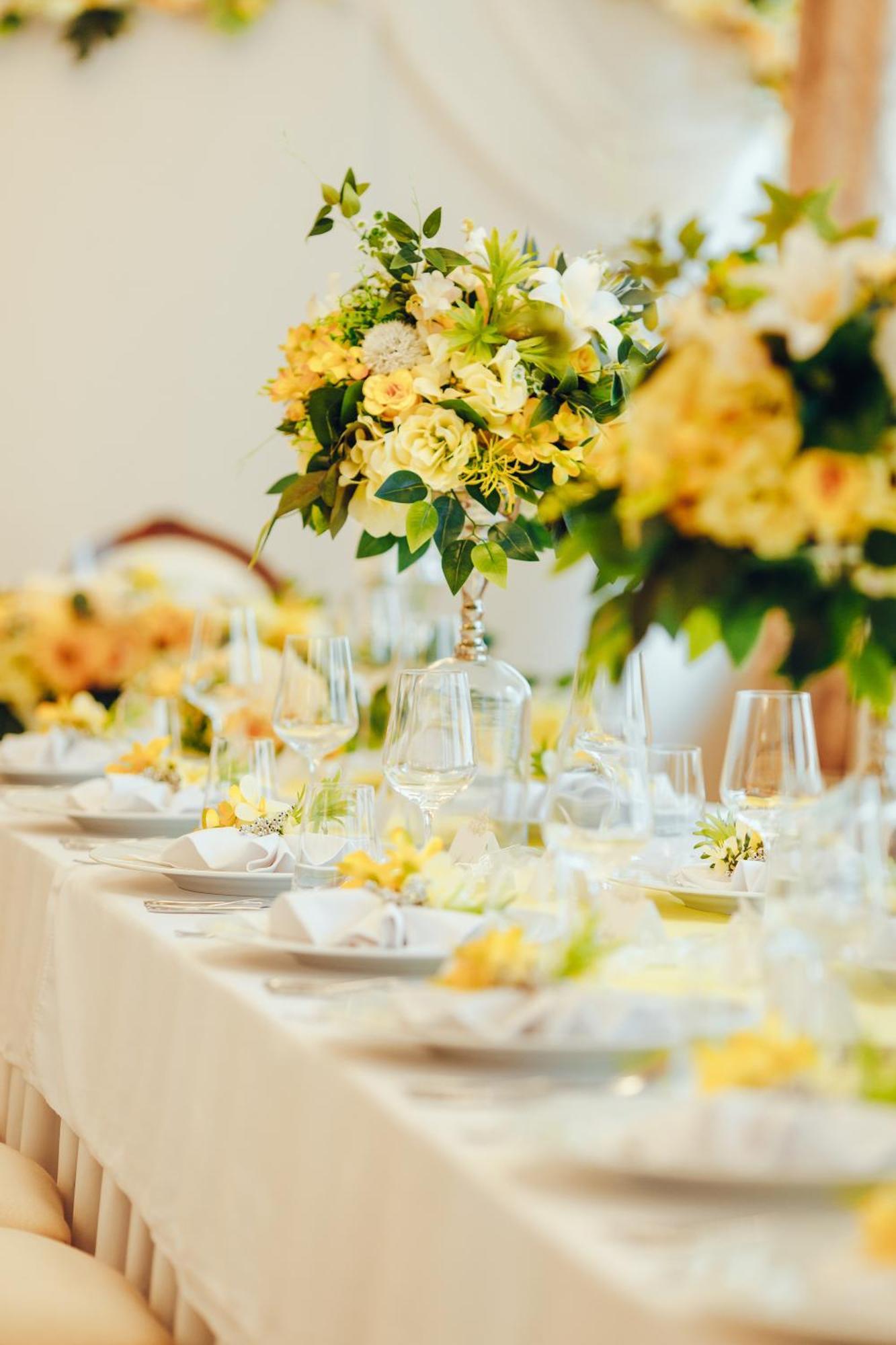 Honour And Grace Hotel ヤーヒモフ エクステリア 写真